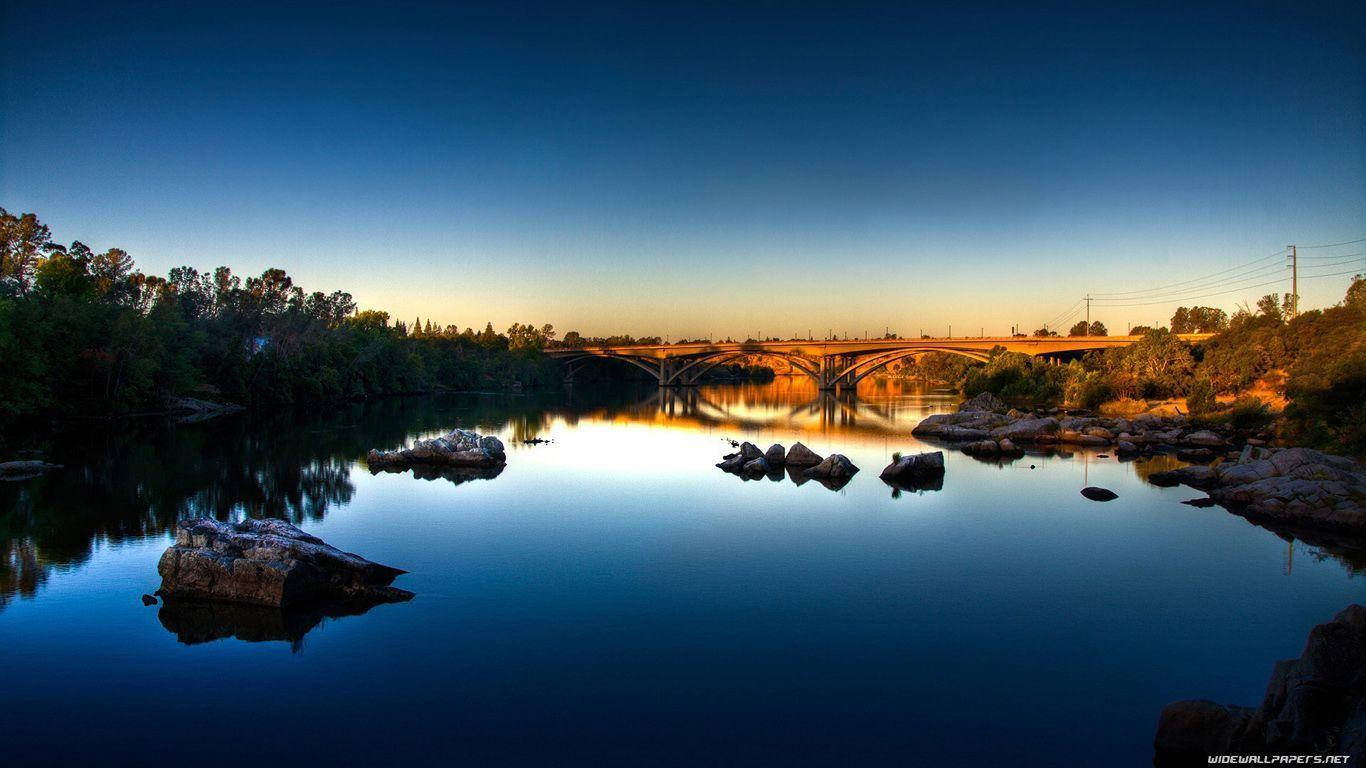 Γραφική Γέφυρα Ποταμού Ταπετσαρία