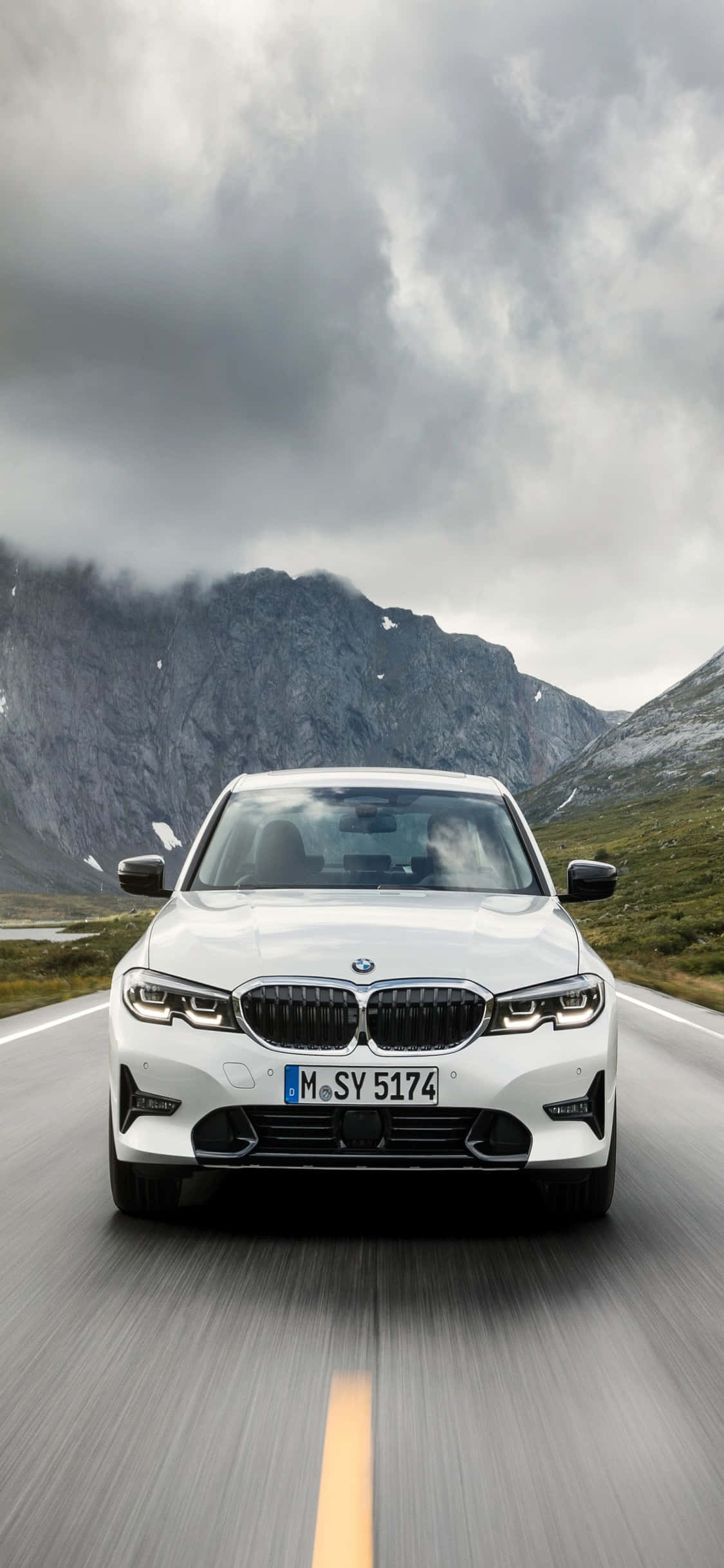 Ενώνοντας Απόδοση και Στυλ – iPhone X και BMW Ταπετσαρία