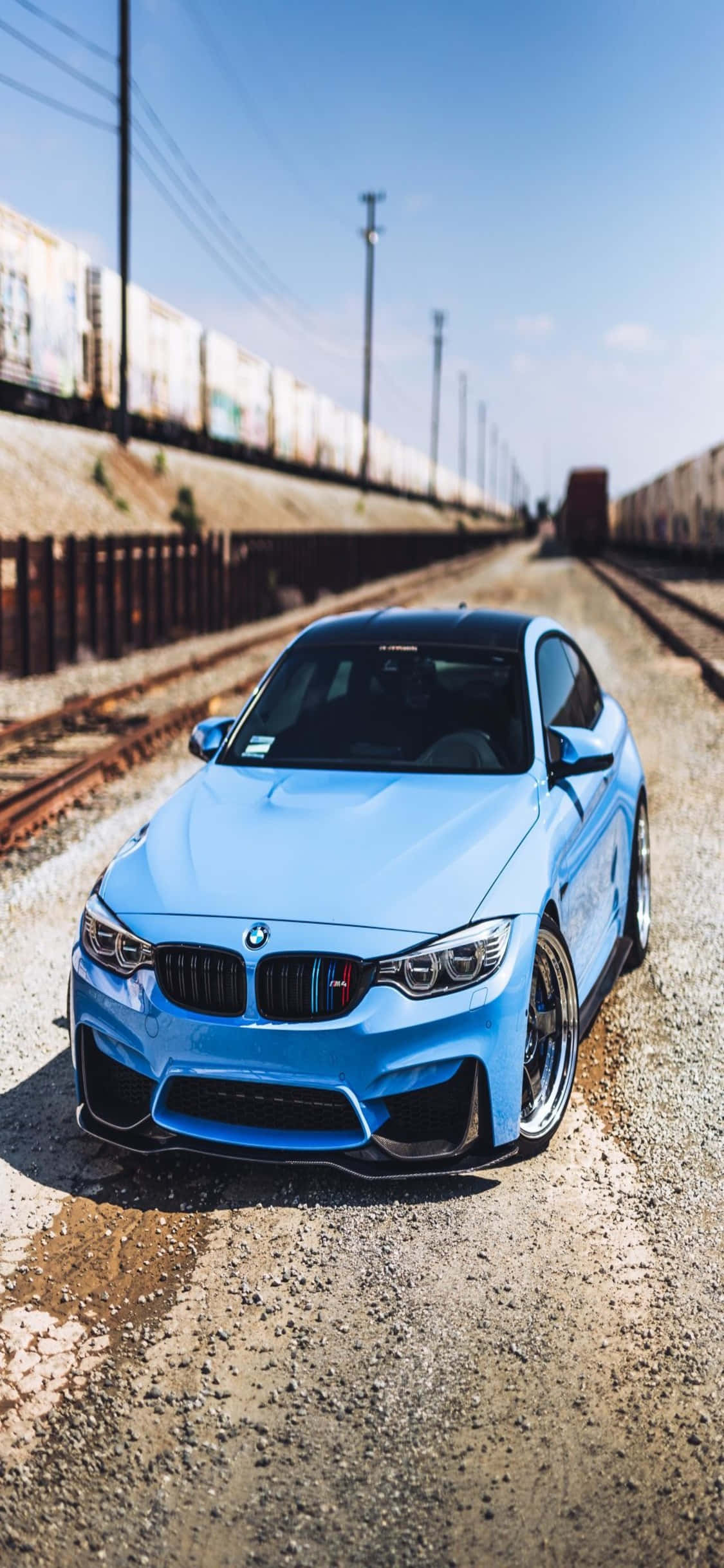 «Ζήστε την απόλυτη πολυτέλεια, με το iPhone X και τη BMW!» Ταπετσαρία