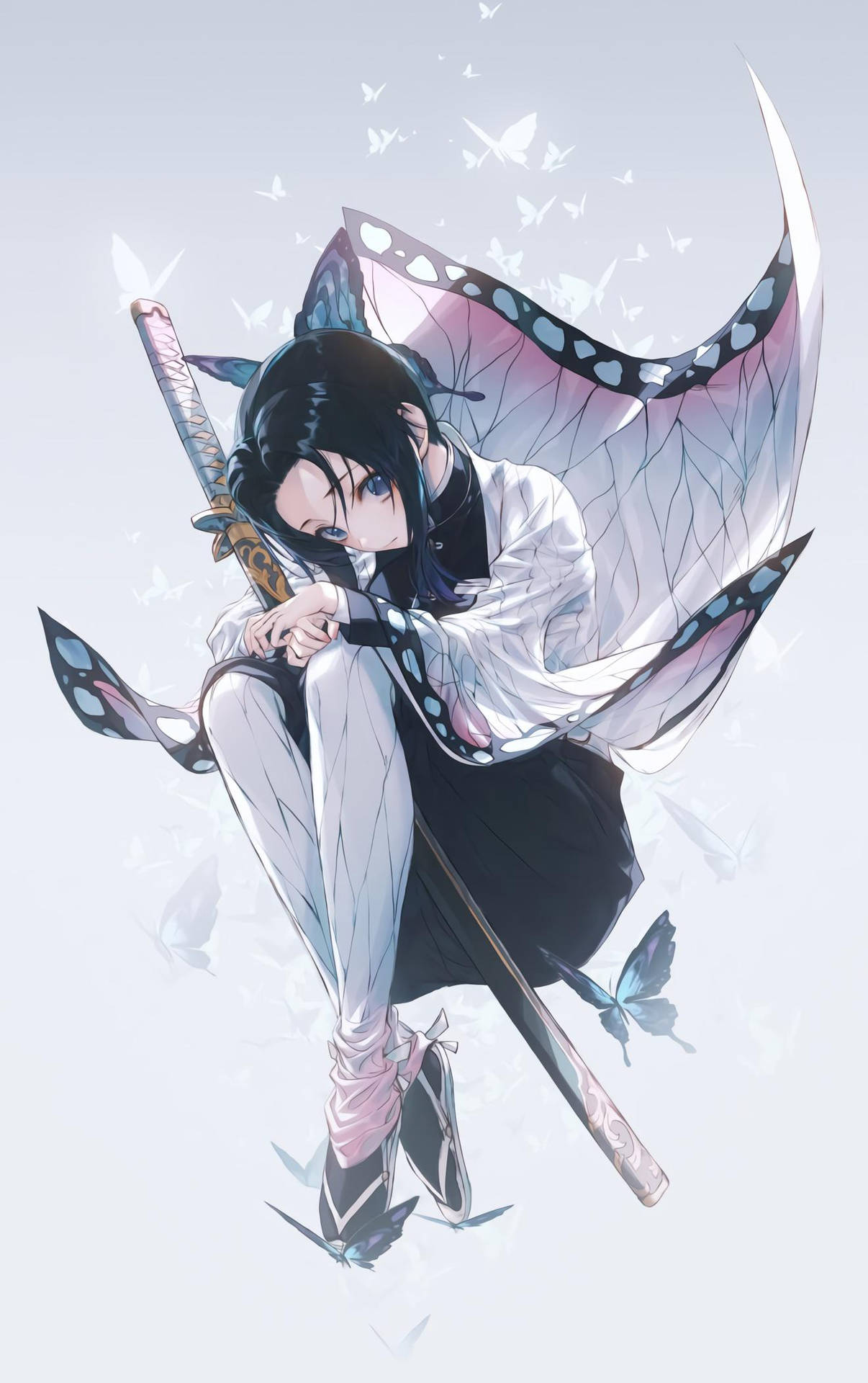 Ταπετσαρία Demon Slayer της Shinobu Kocho να αγκαλιάζει το σπαθί της με τους μηρούς της. — Demon Slayer Ταπετσαρία