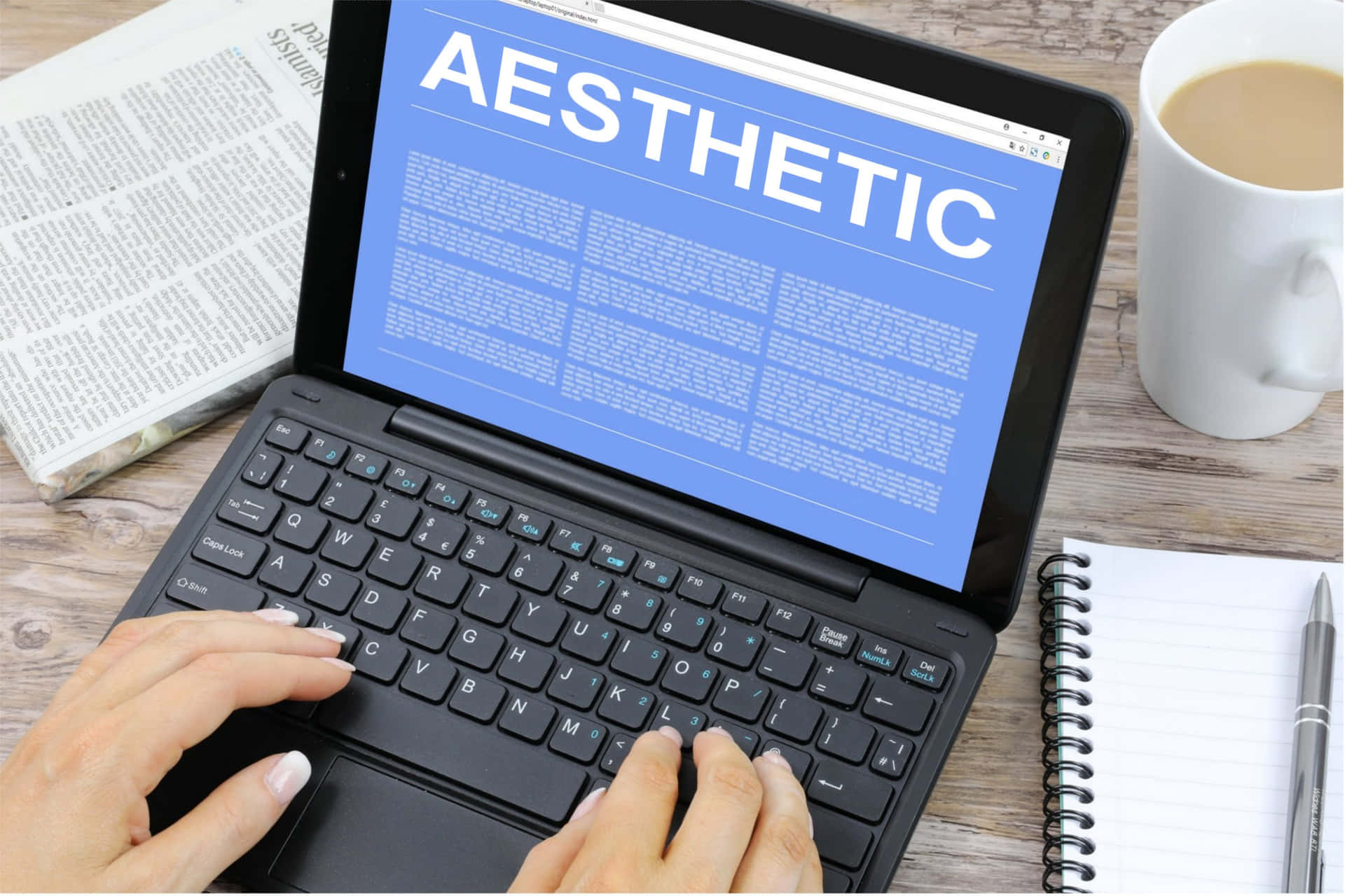 Κάντε μια δήλωση με αυτό το όμορφο Aesthetic Laptop Ταπετσαρία
