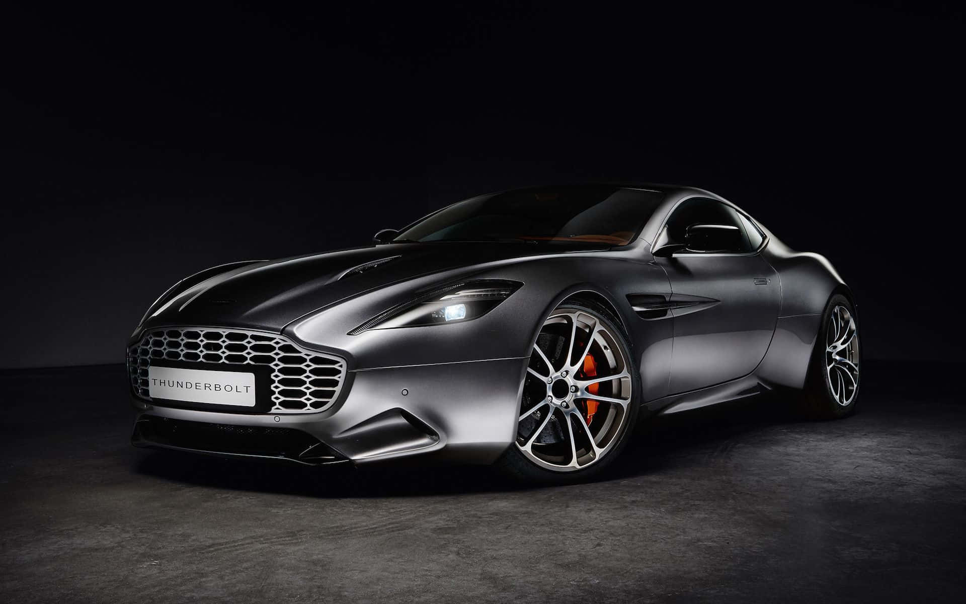Κομψό και Ισχυρό Aston Martin Vanquish Ταπετσαρία