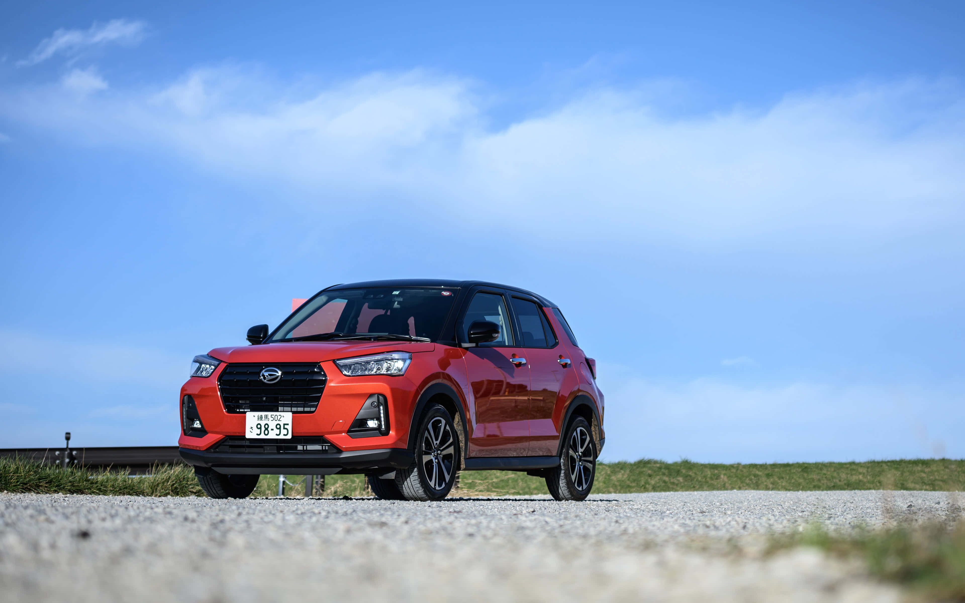 Κομψό και Μοντέρνο Αυτοκίνητο Daihatsu Ταπετσαρία