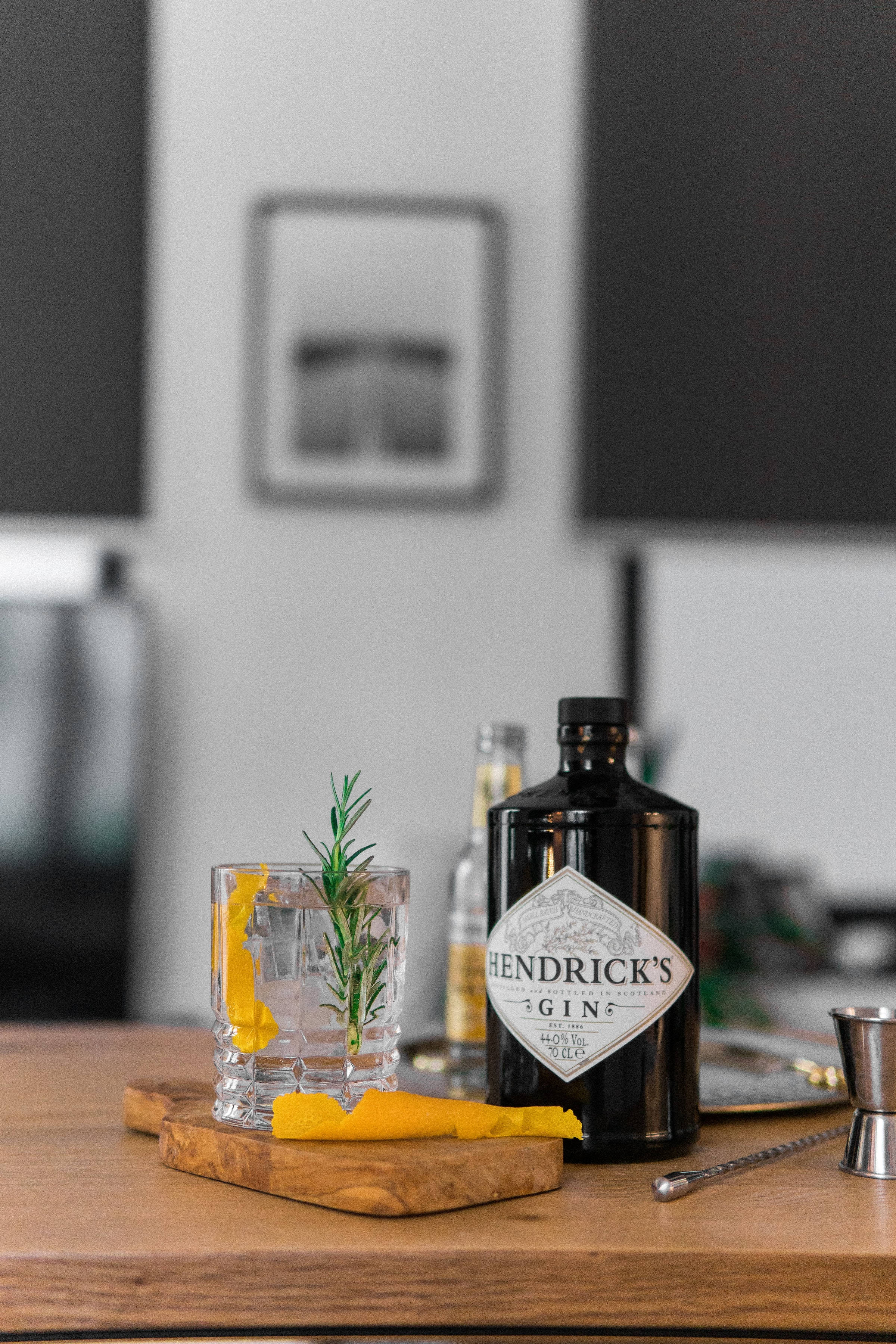 Κοντινό πλάνο μπουκαλιού Hendrick's Gin Ταπετσαρία