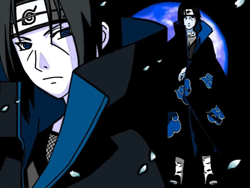 Κοντινό Πλάνο Όρθιου Itachi με Μπλε Sharingan Μάτια και Ρόμπα Akatsuki με Σύννεφα Ταπετσαρία