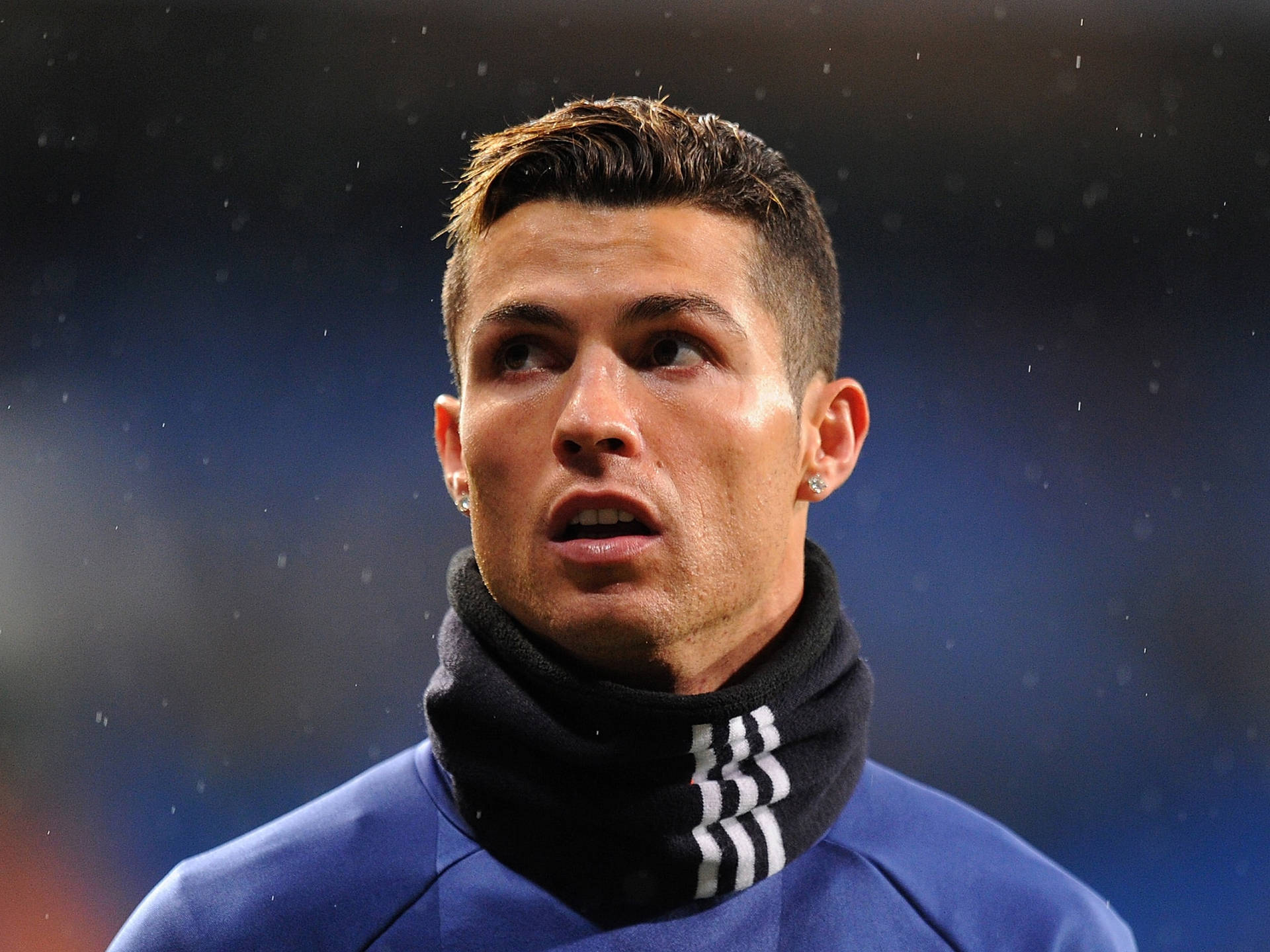 Ταπετσαρία Cristiano Ronaldo Κοντινή Λήψη Ώμου. — Cristiano Ronaldo Ταπετσαρία