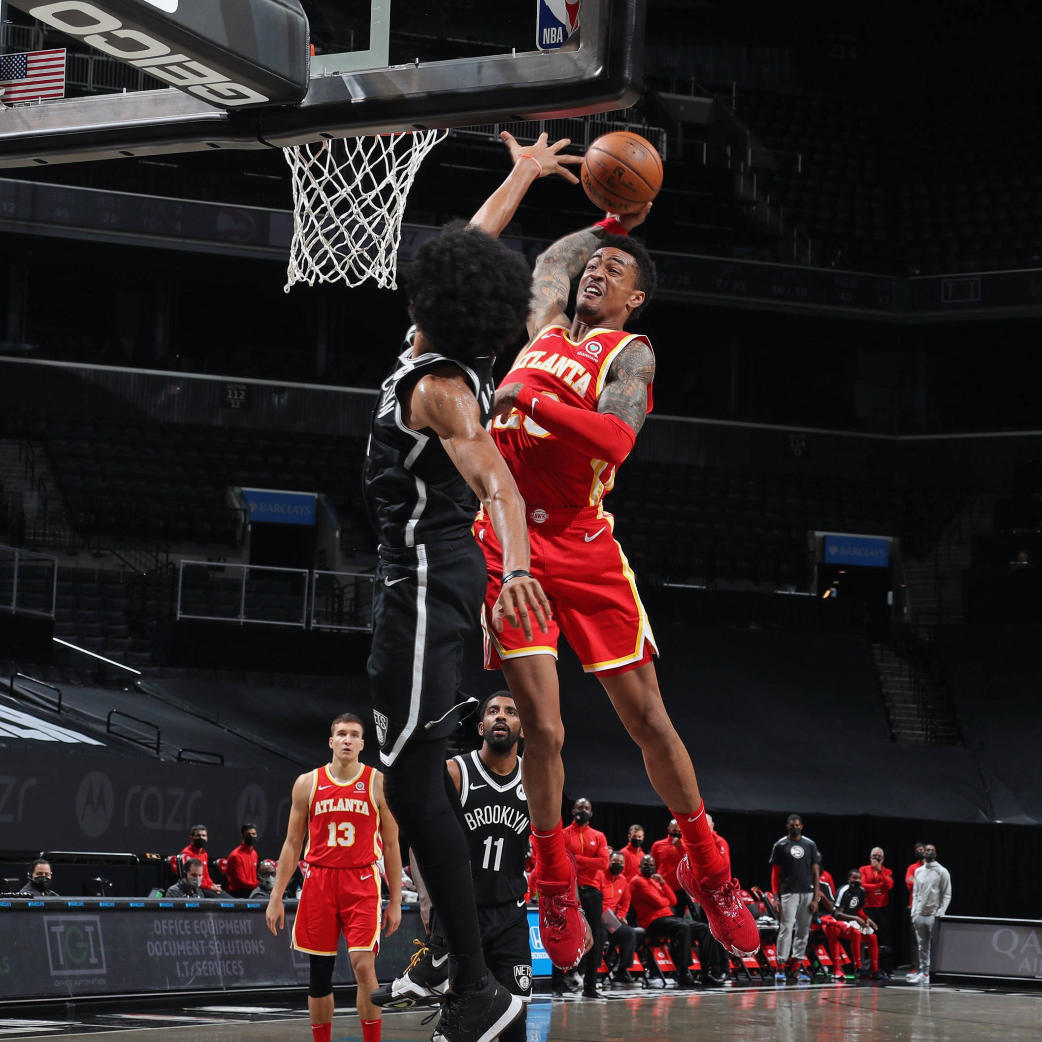 John Collins With The Opponent Team Ταπετσαρία