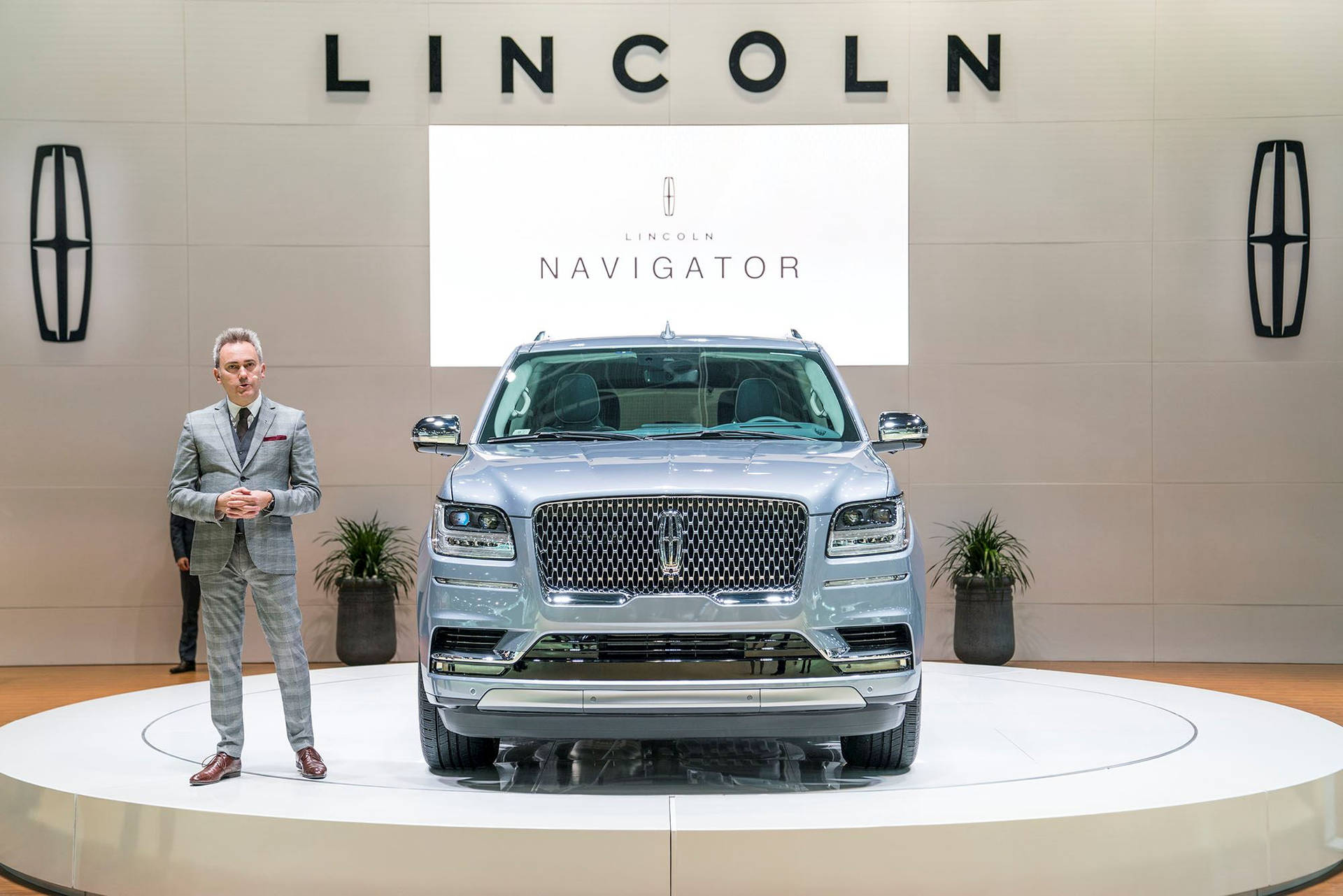 Πολυτελές Μπλε Φινίρισμα Lincoln Car Navigator — Cool cars GIF Ταπετσαρία
