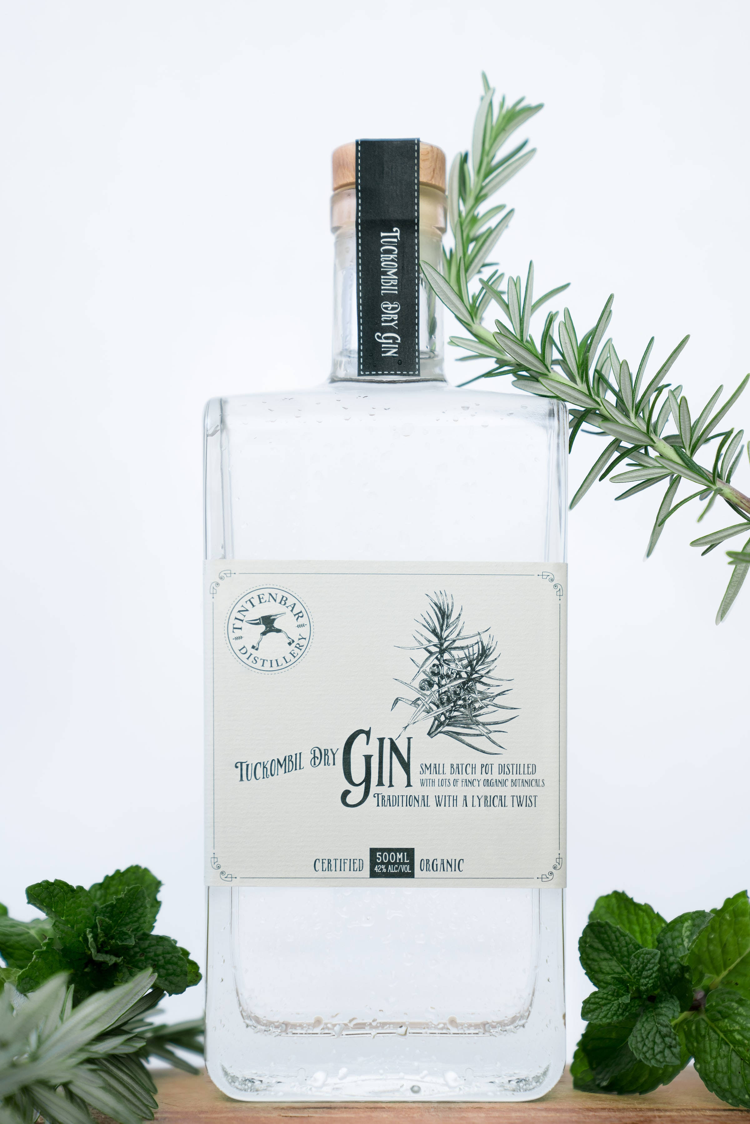 Τζιν με Φύλλα Μέντας Ταπετσαρία