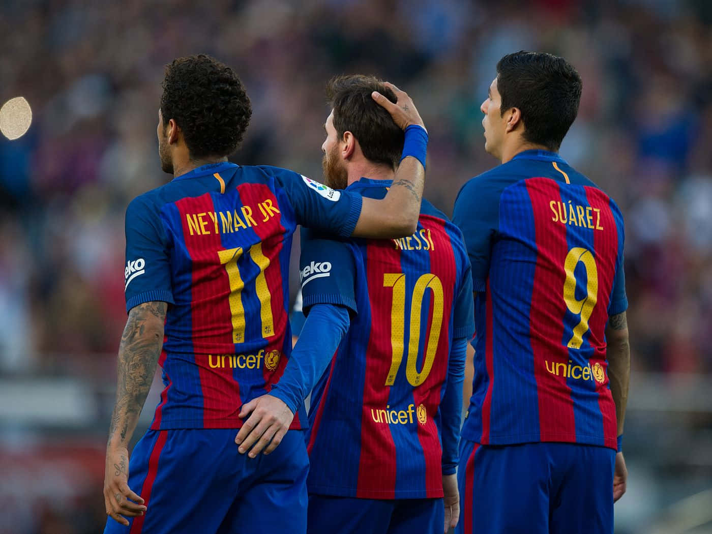 Τρίο MSN με τον Νεϊμάρ να χτυπάει φιλικά τον Μέσι Ταπετσαρία