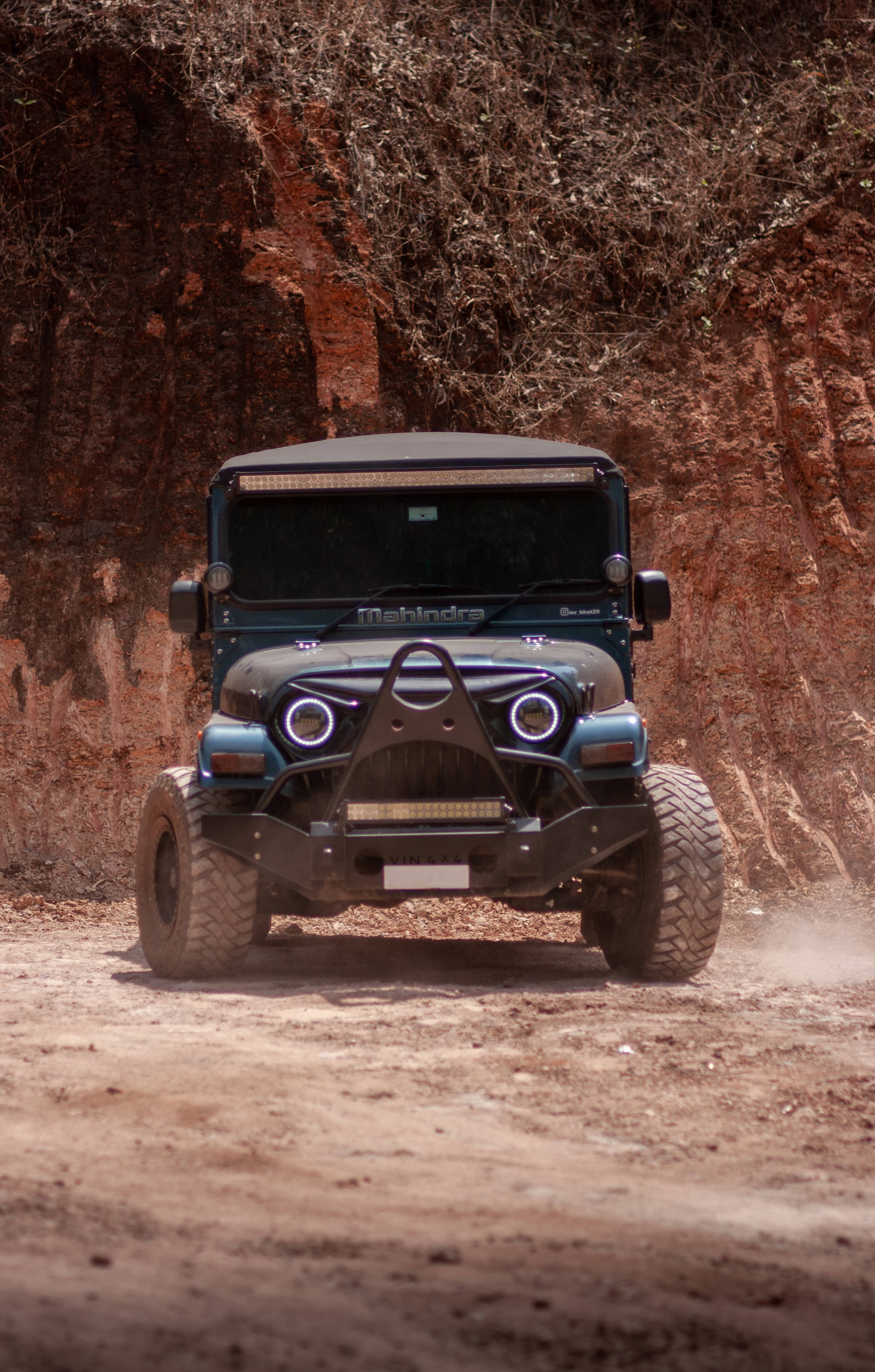 Φιμέ Mahindra Thar 4K Ταπετσαρία