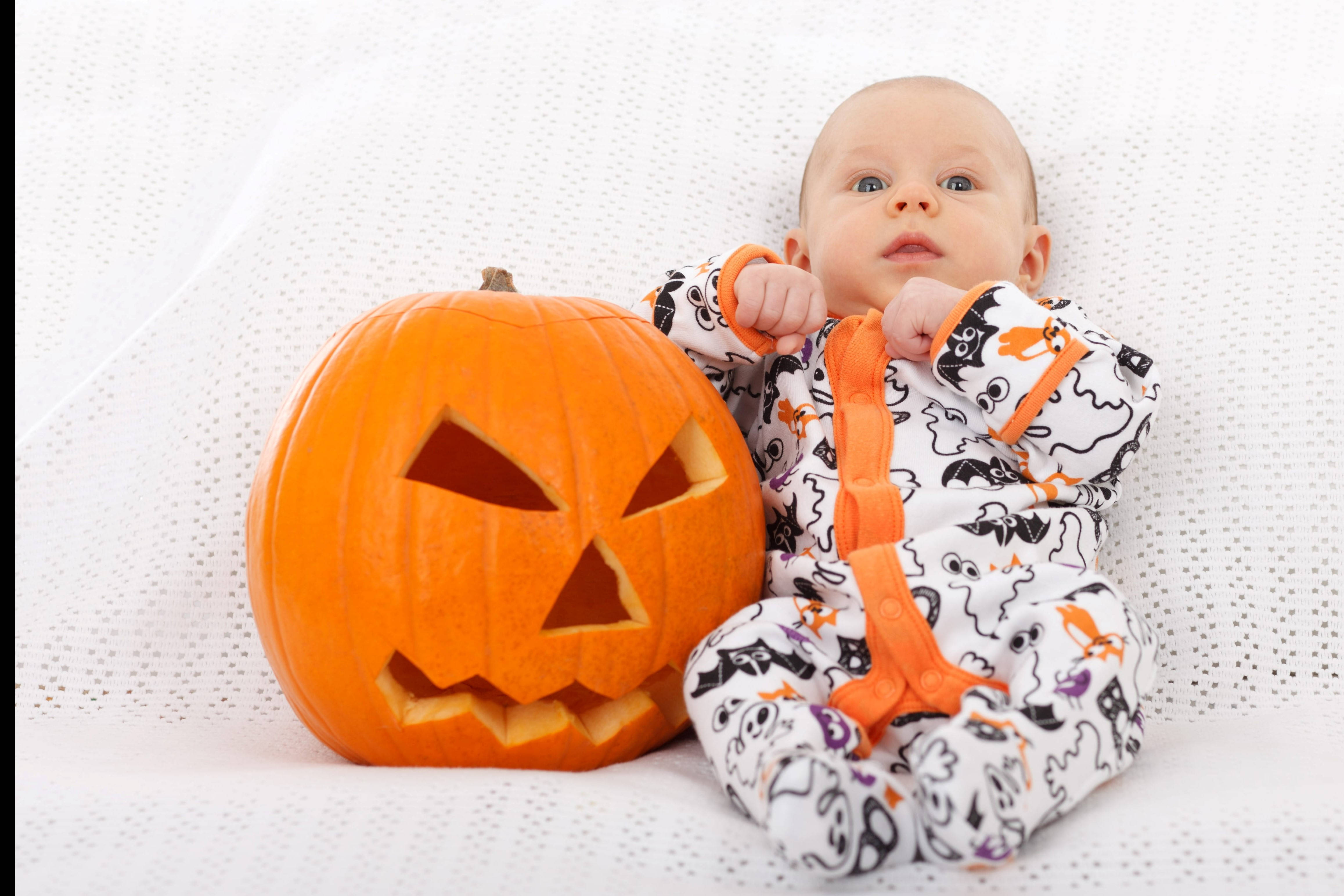 Χαριτωμένο Halloween Onesie Μωρού Ταπετσαρία