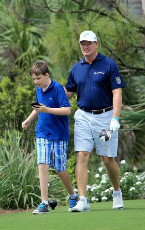 Ernie Els και Ben Els — Lenovo Legion Y700 AI Ταπετσαρία