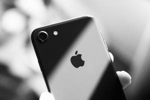 Iphone 8 Ασπρόμαυρο