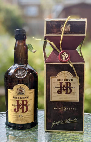 J&B Reserve Παλαιωμένο 15 Χρόνια — Honor Pad Ταπετσαρία