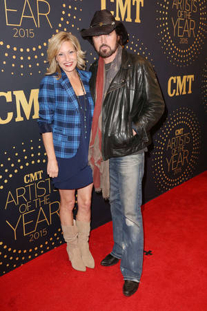 Joey Lauren Adams και Billy Ray Cyrus — Huawei MatePad 11.5 S (2025) Ταπετσαρία