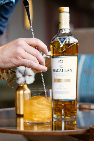 Αναδεύοντας την Αριστεία - Cocktail Ουίσκι Macallan — Xiaomi Pad Ταπετσαρία