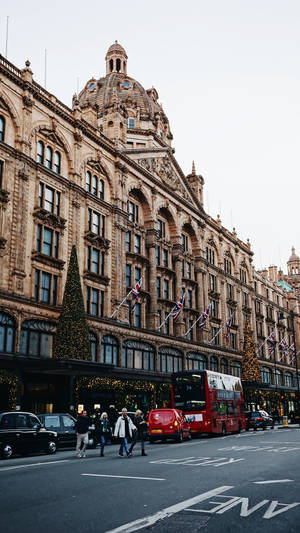Διάσχιση Δρόμου Μπροστά από Harrods