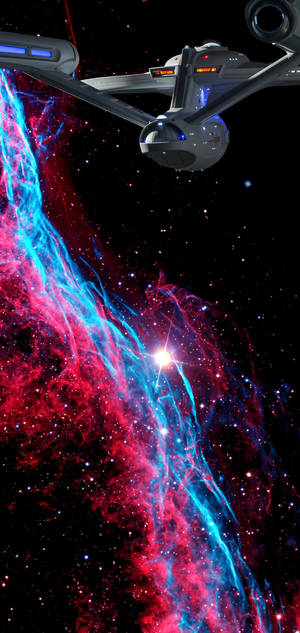 Galaxy S10 Plus Star Trek πλοίο στο διάστημα ταπετσαρία — iPhone 14 Plus Ταπετσαρία