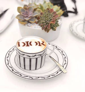 Ταπετσαρία Καπουτσίνο Dior Cafe — Oppo Find N Ταπετσαρία