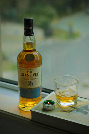 Μπουκάλι Ουίσκι The Glenlivet — Xiaomi Pad 8 Pro Ταπετσαρία