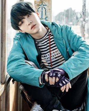 Χαριτωμένος BTS Suga Σε Μπλε — Χαριτωμένο bts Ταπετσαρία