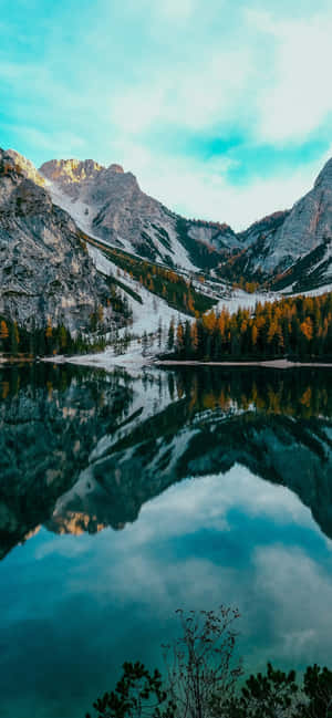 Εθνικό Πάρκο Banff Χιονισμένα Βουνά — Motorola Edge 70 Plus Ταπετσαρία